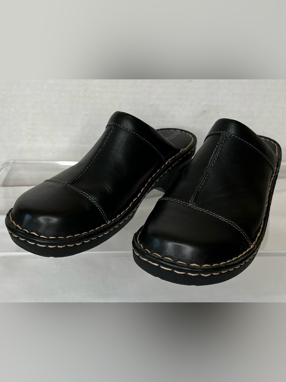Eastland Collette Black Leather Clog/Mule, Women’s 9.5